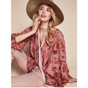 FREE PEOPLE Pink Floral Just Two Of Us Tunic Floral Bell Sleeve Small oversized